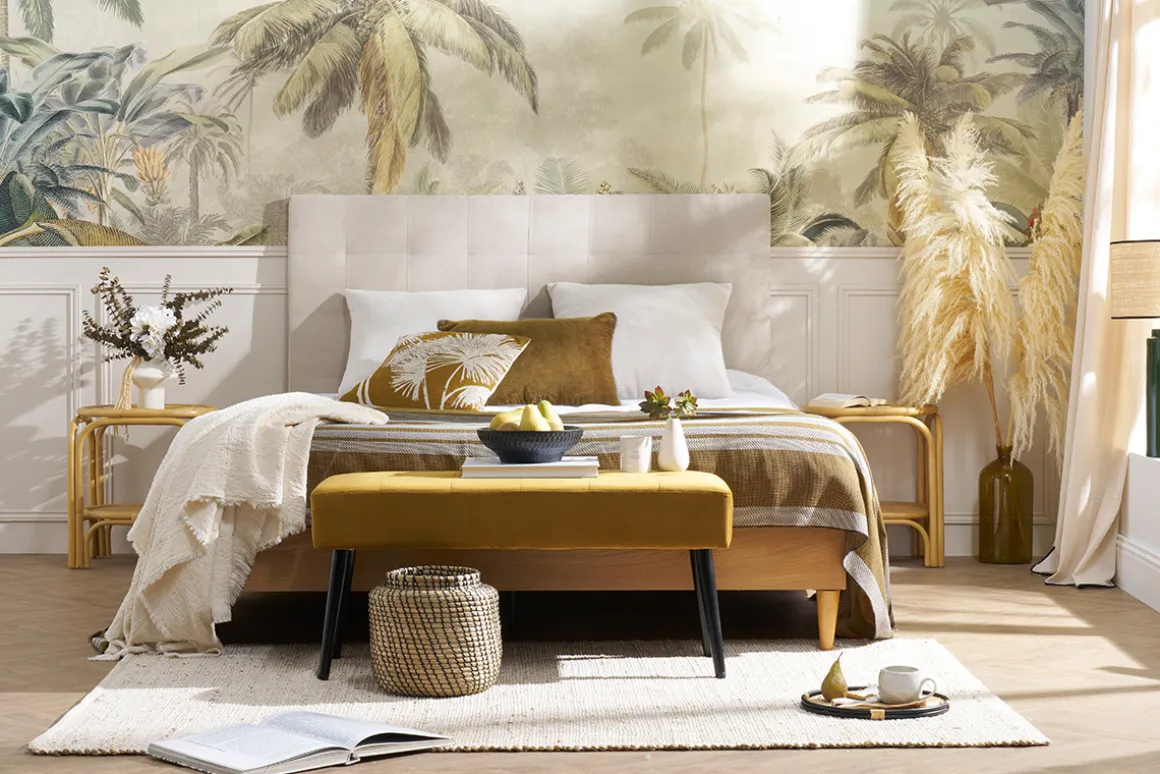 Miliboo Banc|Meuble D'entrée-Banc design capitonné en tissu velours bronze et métal noir L96 cm GUESTA