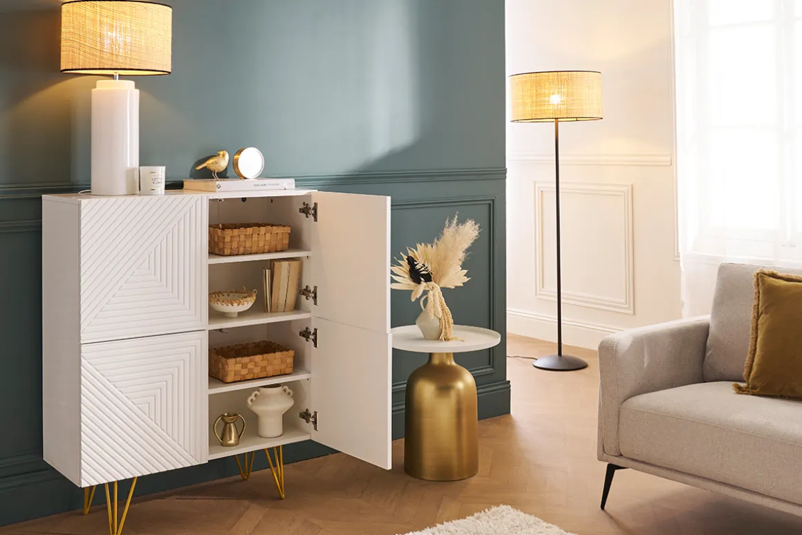 Miliboo Buffet|Meuble D'entrée-Buffet haut design gravé blanc mat et métal doré 4 portes L86 cm OZEN