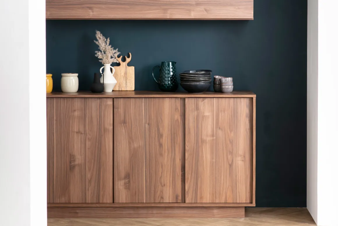 Miliboo Buffet-Buffet vintage finition bois foncé noyer 4 portes L180 cm COMO