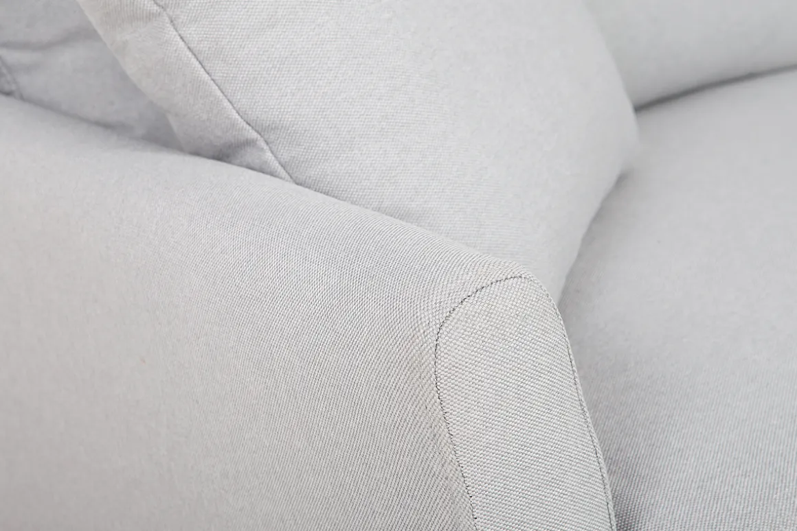 Miliboo Canapé Design|Voir Tous Les Canapés-Canapé avec coffre 3 places en tissu gris clair et bois foncé MEDLEY