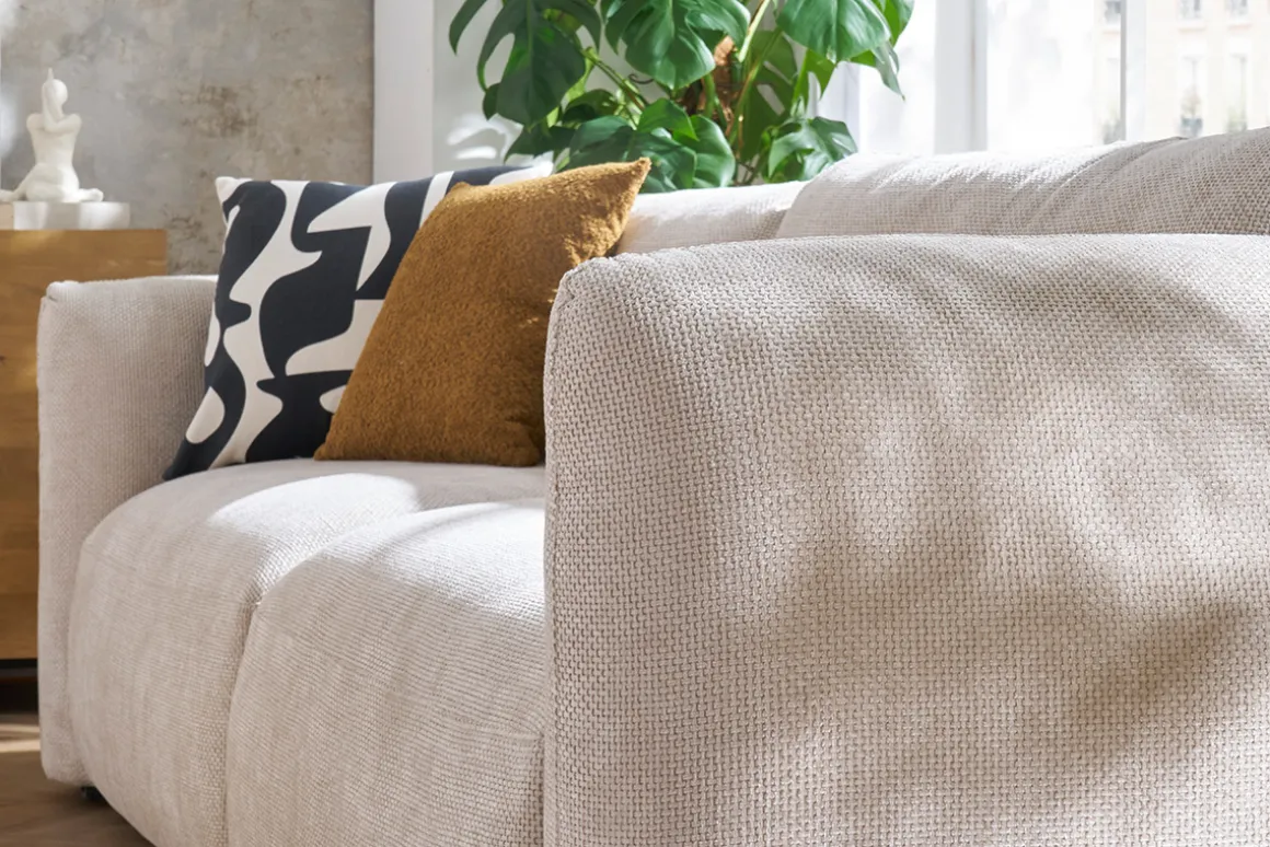 Miliboo Canapé Convertible|Voir Tous Les Canapés-Canapé convertible avec coffre 4 places en tissu velours chenille beige CRUSH