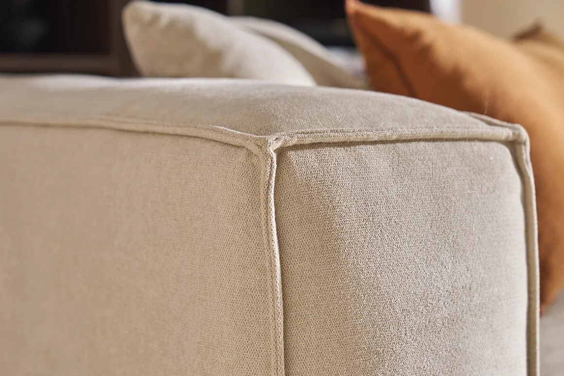 Miliboo Canapé Design|Voir Tous Les Canapés-Canapé design 3 places en tissu effet velours naturel et bois clair COBAIN