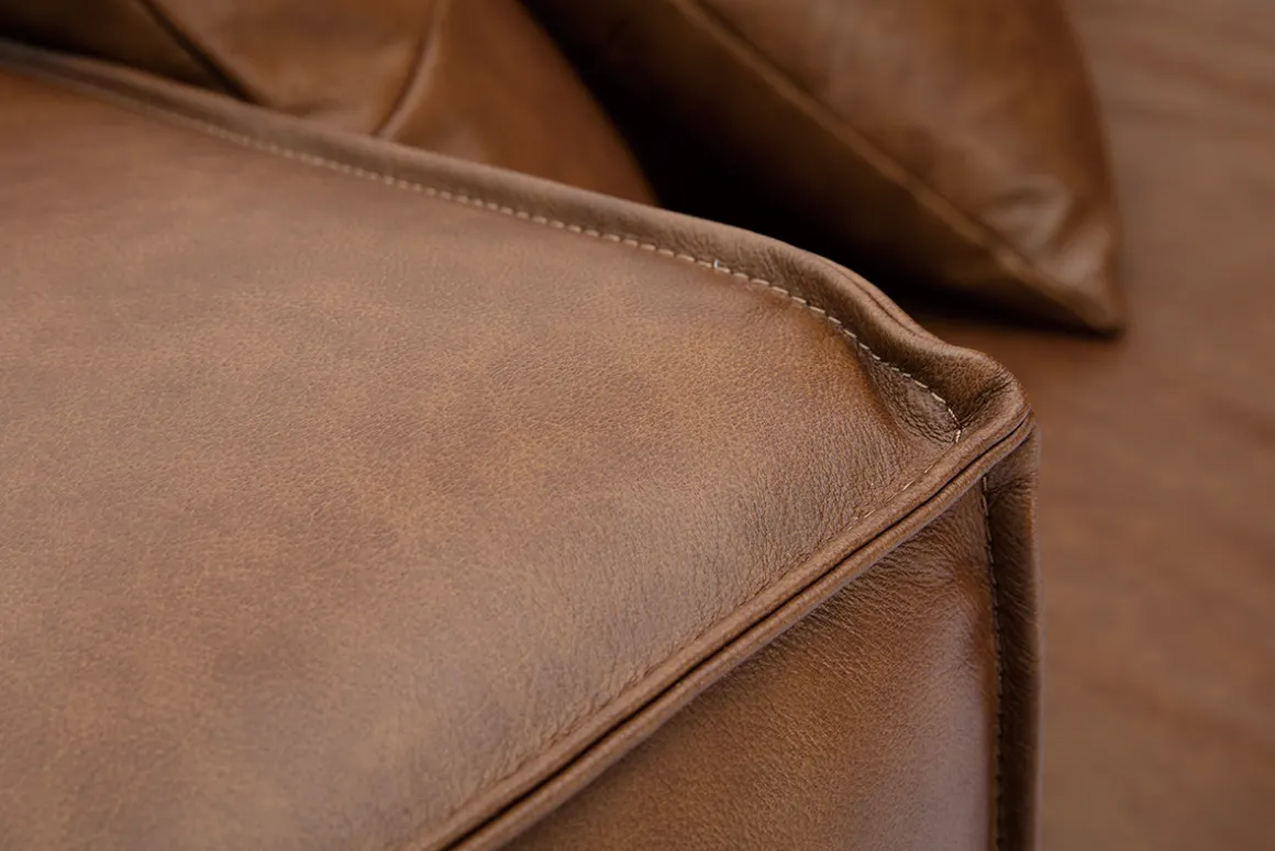 Miliboo Canapé Cuir|Voir Tous Les Canapés-Canapé vintage 3 places cuir marron et bois noir COBAIN