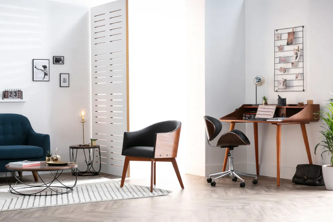 Miliboo Fauteuil De Bureau|Fauteuil De Bureau Petit Prix-Chaise de bureau à roulettes design noir, bois foncé noyer et acier chromé WALNUT