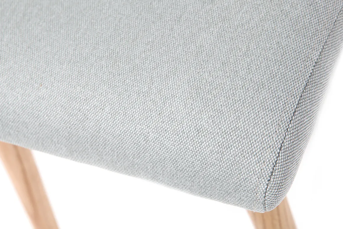 Miliboo Chaise Design-Chaise design en tissu gris clair et bois clair massif (lot de 2) HORTA