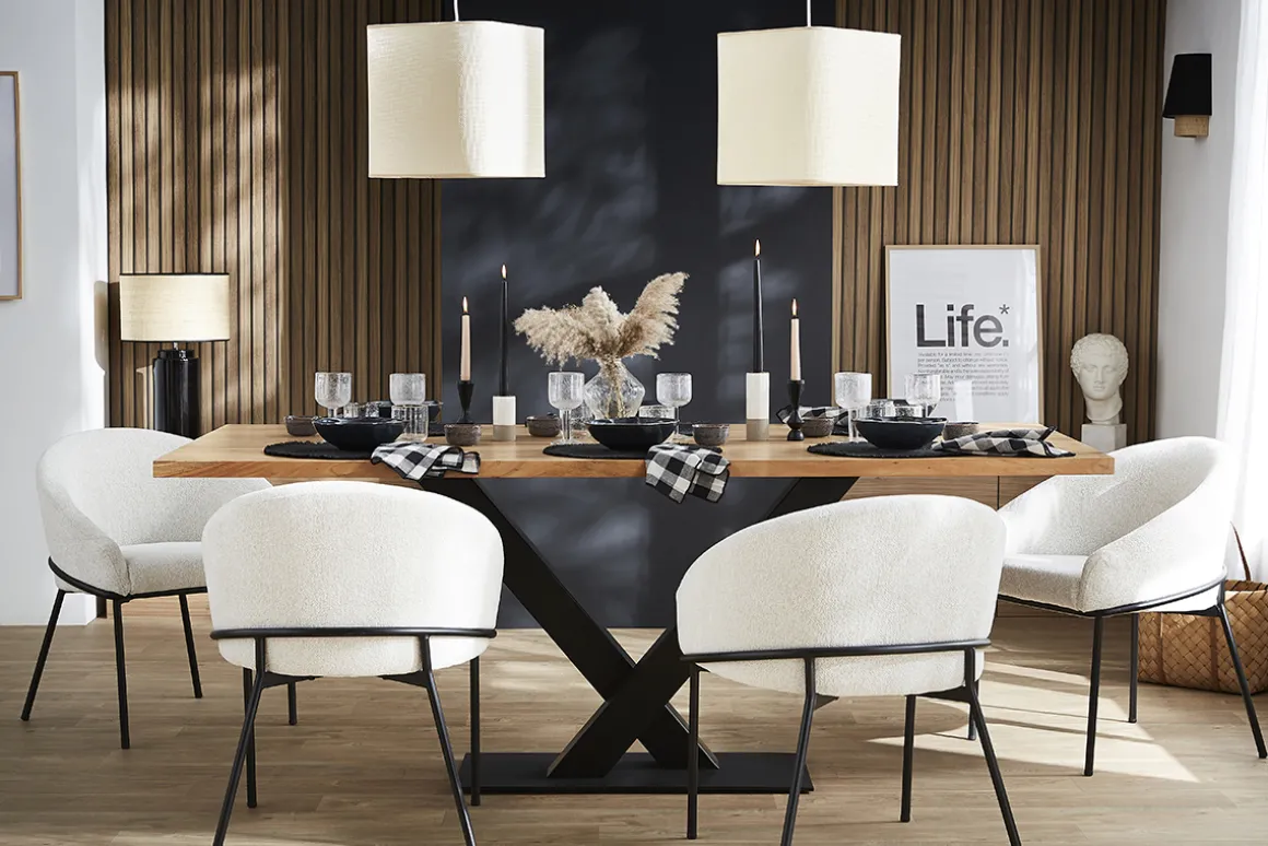 Miliboo Chaise Design-Chaise design en tissu velours chenille blanc cassé et métal noir JENNA