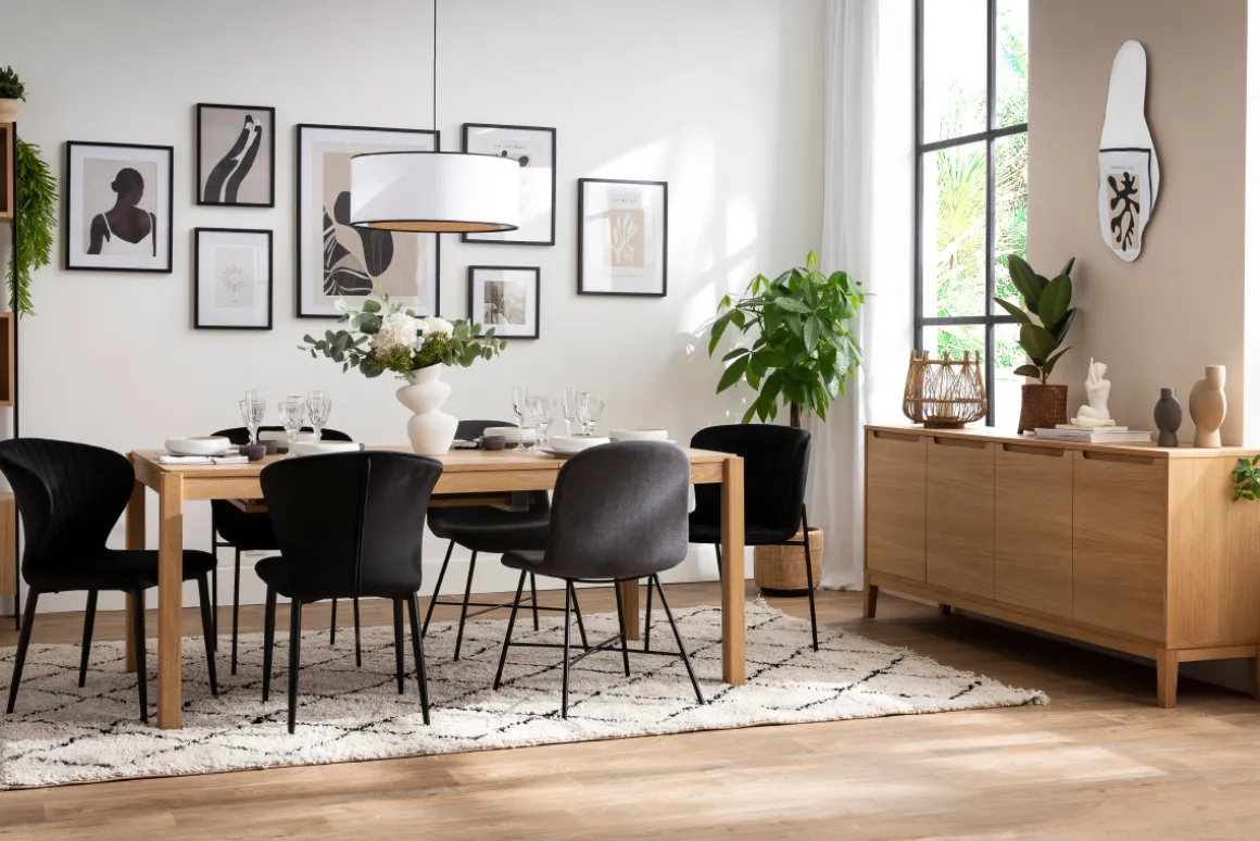 Miliboo Chaise Design-Chaise design noire en tissu velours et métal REQUIEM