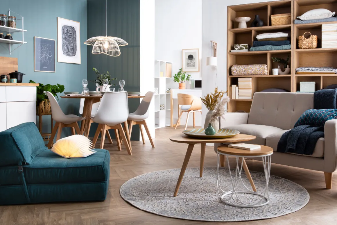 Miliboo Chaise Design-Chaises design blanc et bois clair massif (lot de 2) PAULINE