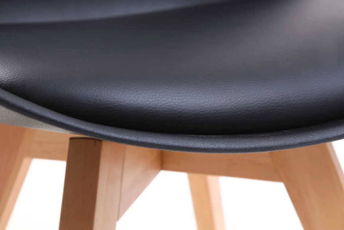 Miliboo Chaise Design-Chaises design noir et bois clair massif (lot de 2) PAULINE