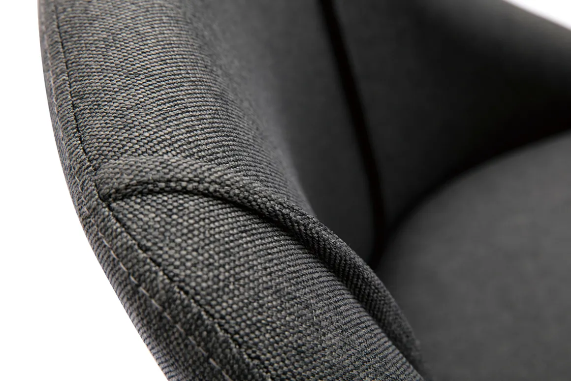 Miliboo Chaise Design-Chaises en tissu gris foncé et bois clair (lot de 2) HIGGINS