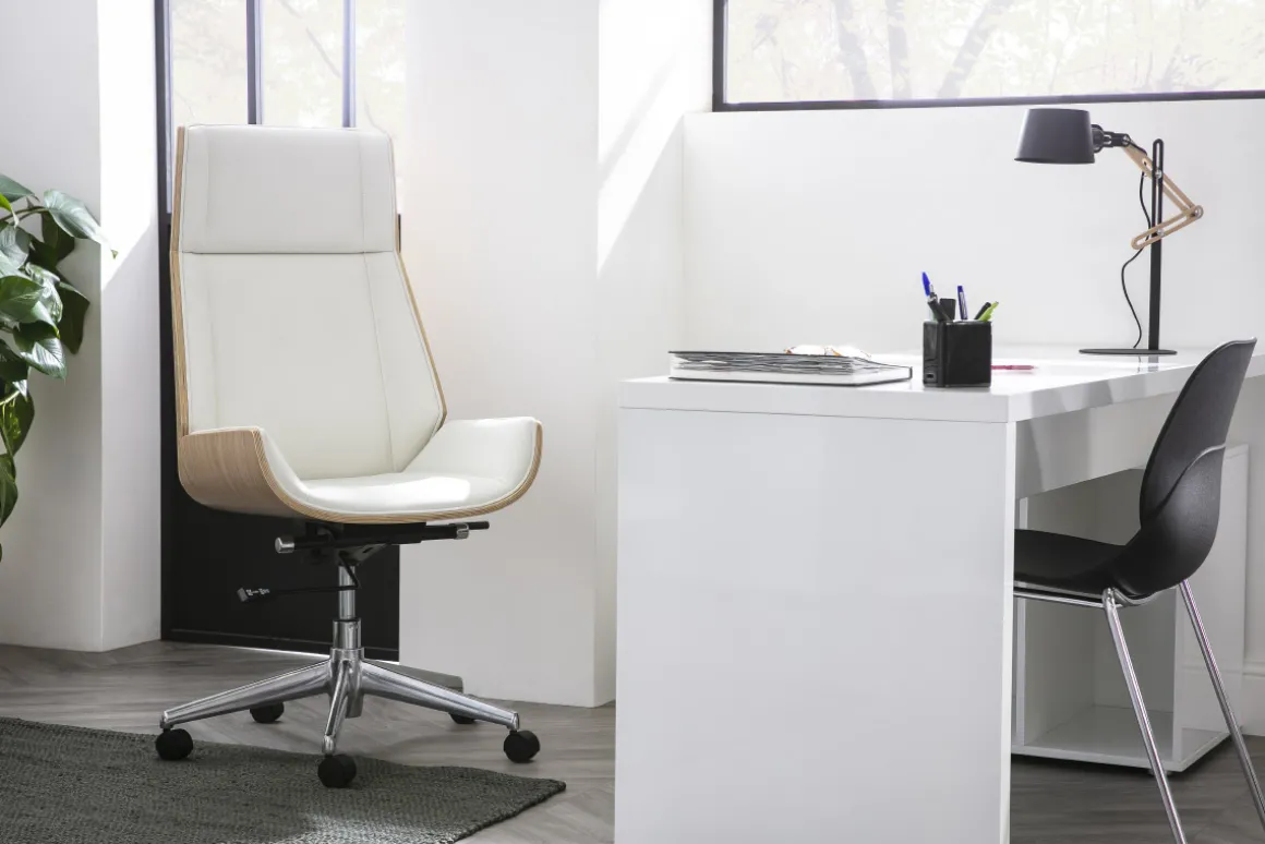 Miliboo Fauteuil De Bureau|Fauteuil De Bureau Ergonomique-Fauteuil de bureau de direction design noir, bois foncé noyer et acier chromé CURVED