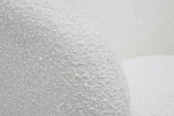 Miliboo Fauteuil Design|Voir Tous Les Fauteuils-Fauteuil design en tissu effet laine bouclée blanc cassé et métal noir MAGGIE