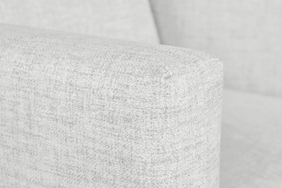 Miliboo Fauteuil Design|Voir Tous Les Fauteuils-Fauteuil en tissu gris clair et bois clair GIADA