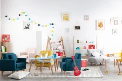 Miliboo Fauteuil Enfant-Fauteuil enfant scandinave en tissu menthe à l'eau et bois clair NORKID