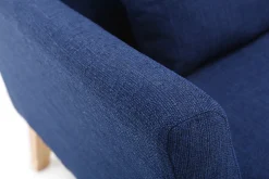 Miliboo Fauteuil Design|Voir Tous Les Fauteuils-Fauteuil scandinave déhoussable en tissu bleu foncé et bois clair OSLO