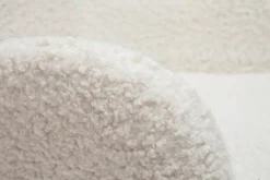 Miliboo Fauteuil Design|Voir Tous Les Fauteuils-Fauteuil scandinave en tissu effet peau de mouton blanc et bois clair MANIA