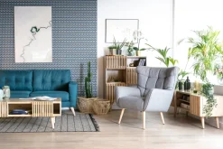 Miliboo Fauteuil Design|Voir Tous Les Fauteuils-Fauteuil scandinave en tissu gris clair et bois clair AVERY