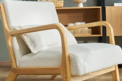 Miliboo Fauteuil Design|Voir Tous Les Fauteuils-Fauteuil scandinave en tissu effet laine bouclée blanc et bois clair massif DERRY