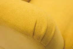 Miliboo Fauteuil Design|Voir Tous Les Fauteuils-Fauteuil scandinave en tissu effet velours jaune moutarde et bois clair ISKO