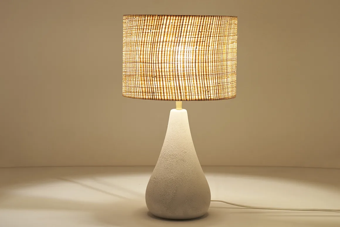 Miliboo Lampe À Poser|Lampe À Poser-Lampe à poser blanche en céramique effet pierre et abat-jour en raphia H49 cm PYRUS
