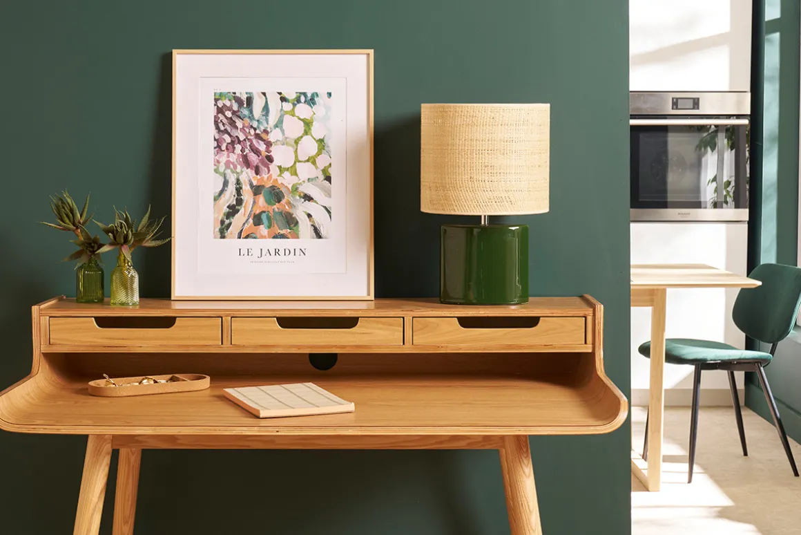 Miliboo Lampe À Poser|Lampe À Poser-Lampe à poser en céramique vert foncé et abat-jour en raphia naturel H40 cm TIGA