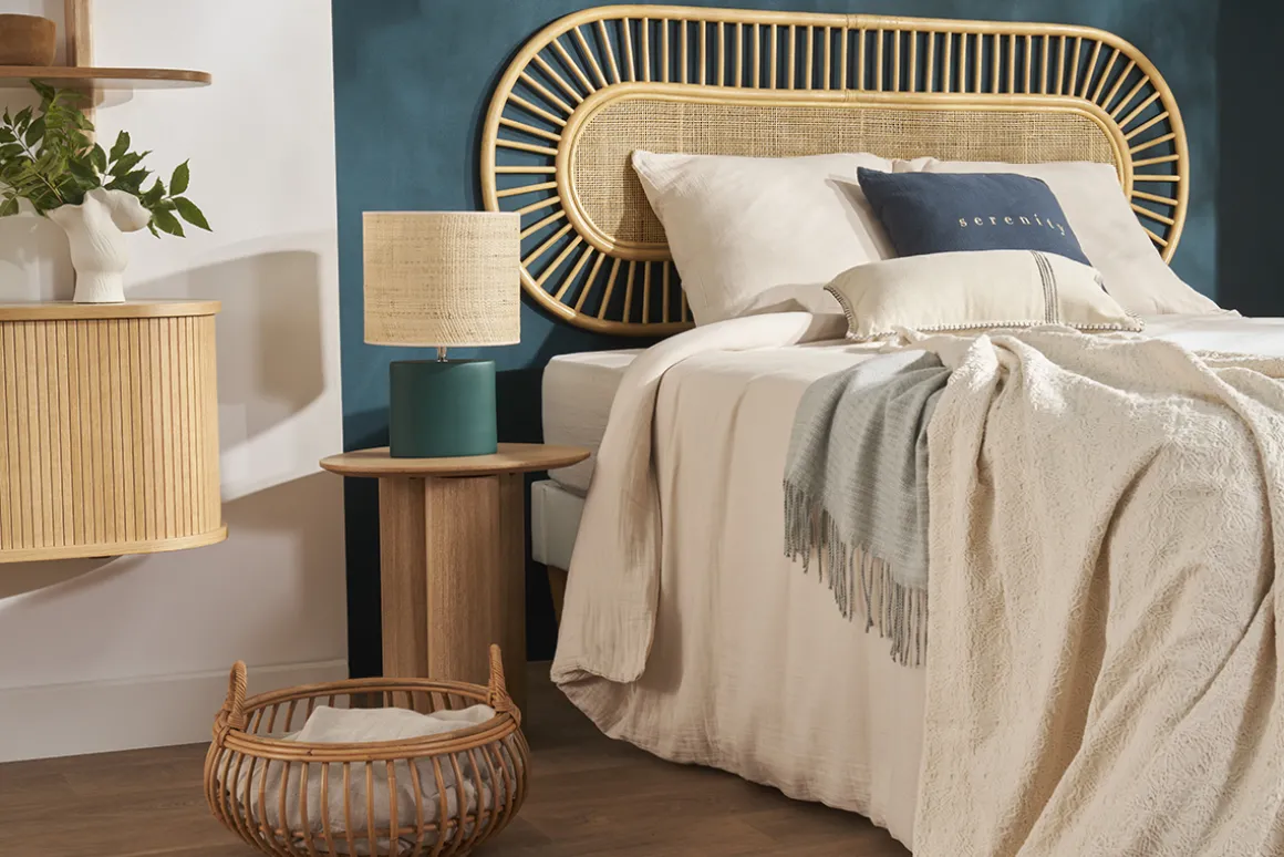 Miliboo Lampe À Poser|Lampe À Poser-Lampe à poser en céramique bleu pétrole mat et abat-jour en raphia naturel H40 cm TIGA