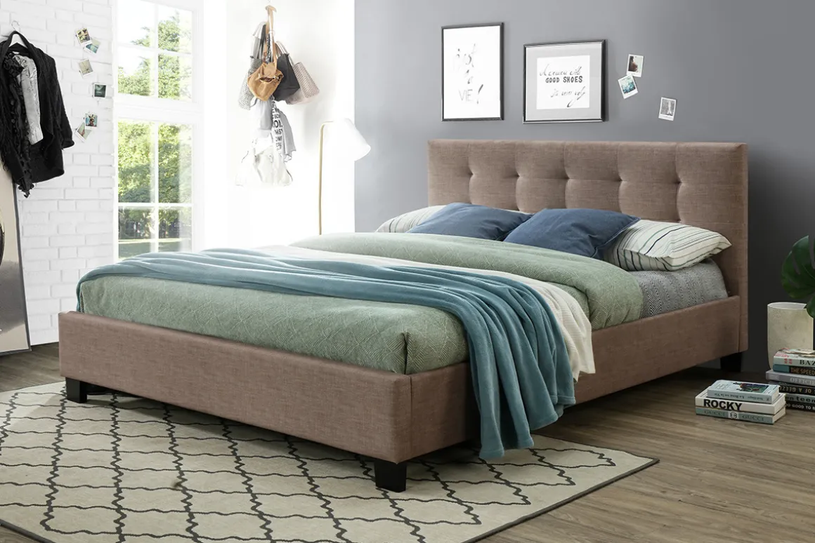 Miliboo Lit Adulte-Lit 2 places 160x200 cm en tissu camel capitonné MARQUISE