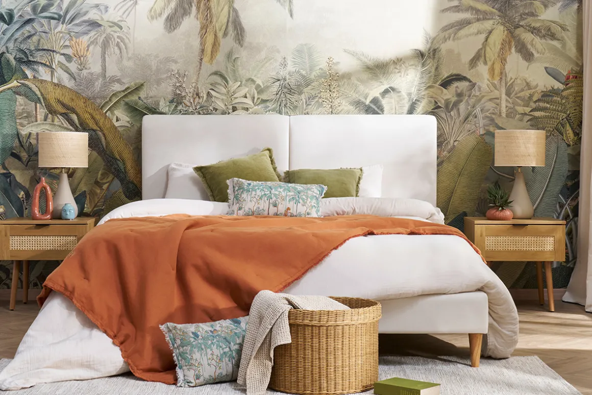 Miliboo Lit Adulte-Lit 2 places 160x200 cm en tissu beige et bois clair SALOME