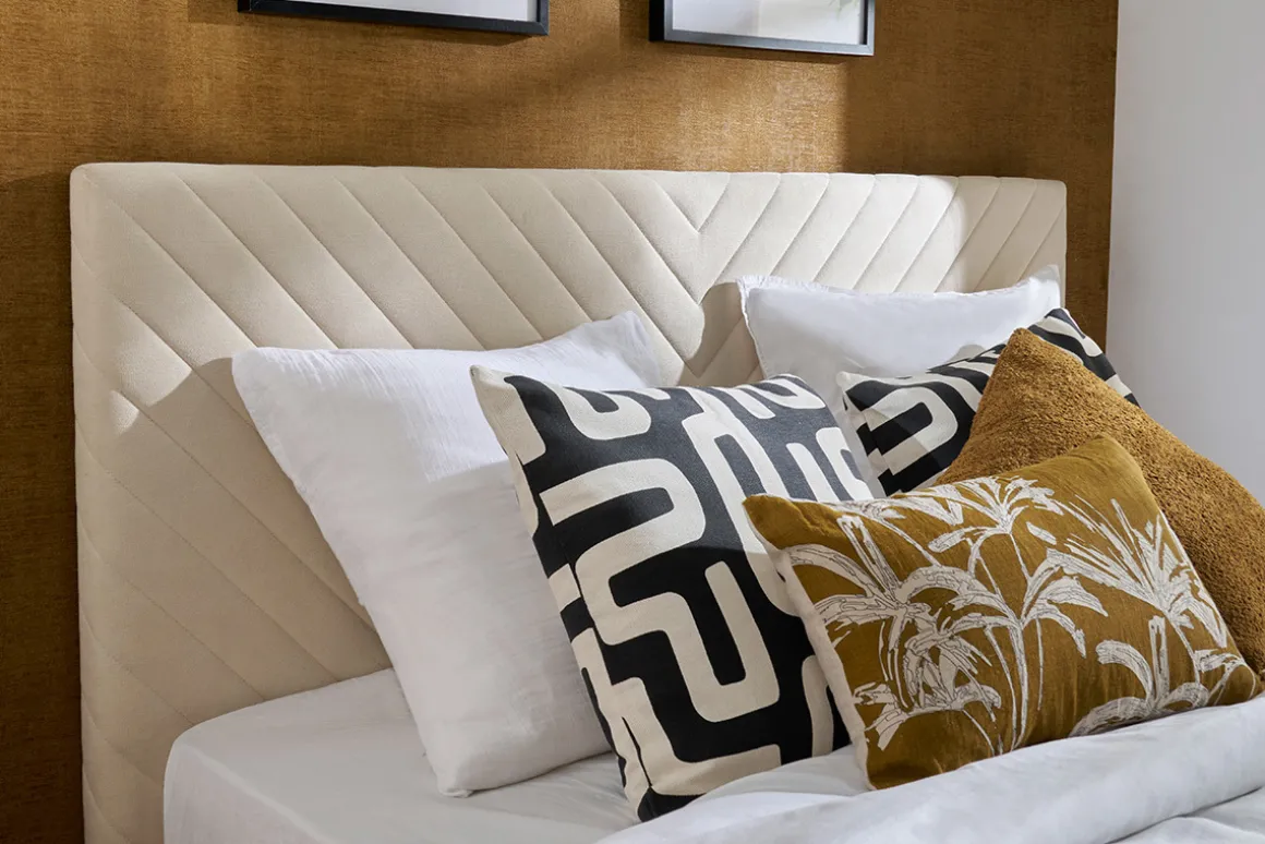 Miliboo Lit Adulte-Lit 2 places 160x200 en tissu beige SIDONIE