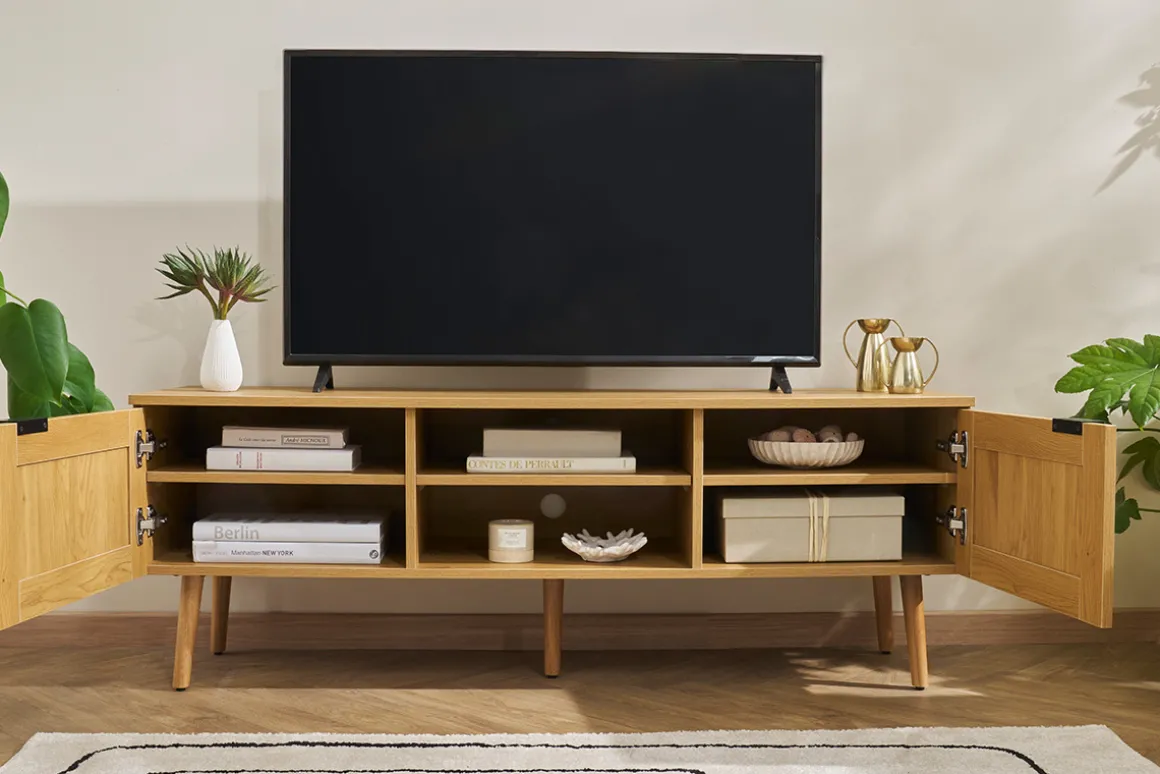 Miliboo Meuble Tv Design-Meuble TV finition bois clair, cannage rotin et métal noir 2 portes L140 cm MANILLE