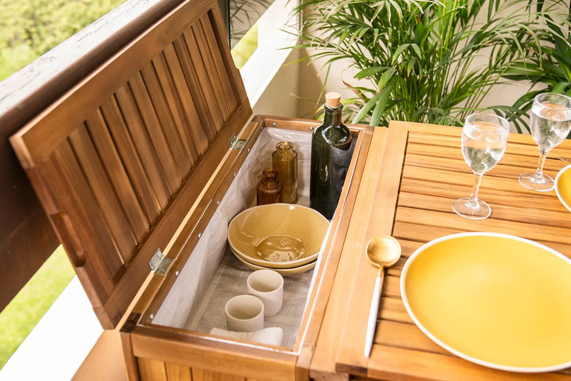 Miliboo Table De Jardin-Set de 2 chaises pliantes et 1 table de balcon rabattable avec rangement en bois massif PRADO