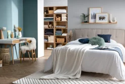 Miliboo Etagère Murale-Support de cadres photos - étagère linéaire en bois clair chêne L120 cm LINEA