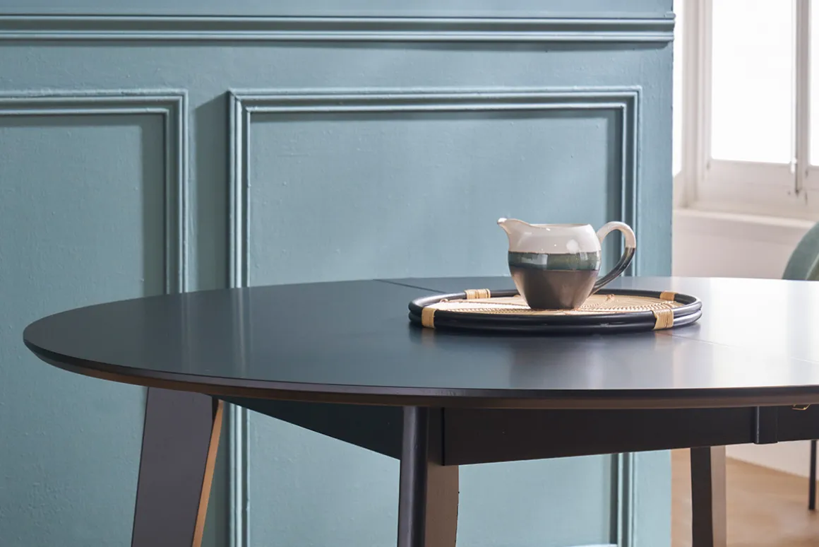 Miliboo Table Extensible-Table à manger design extensible ronde noire L120-150 cm LEENA