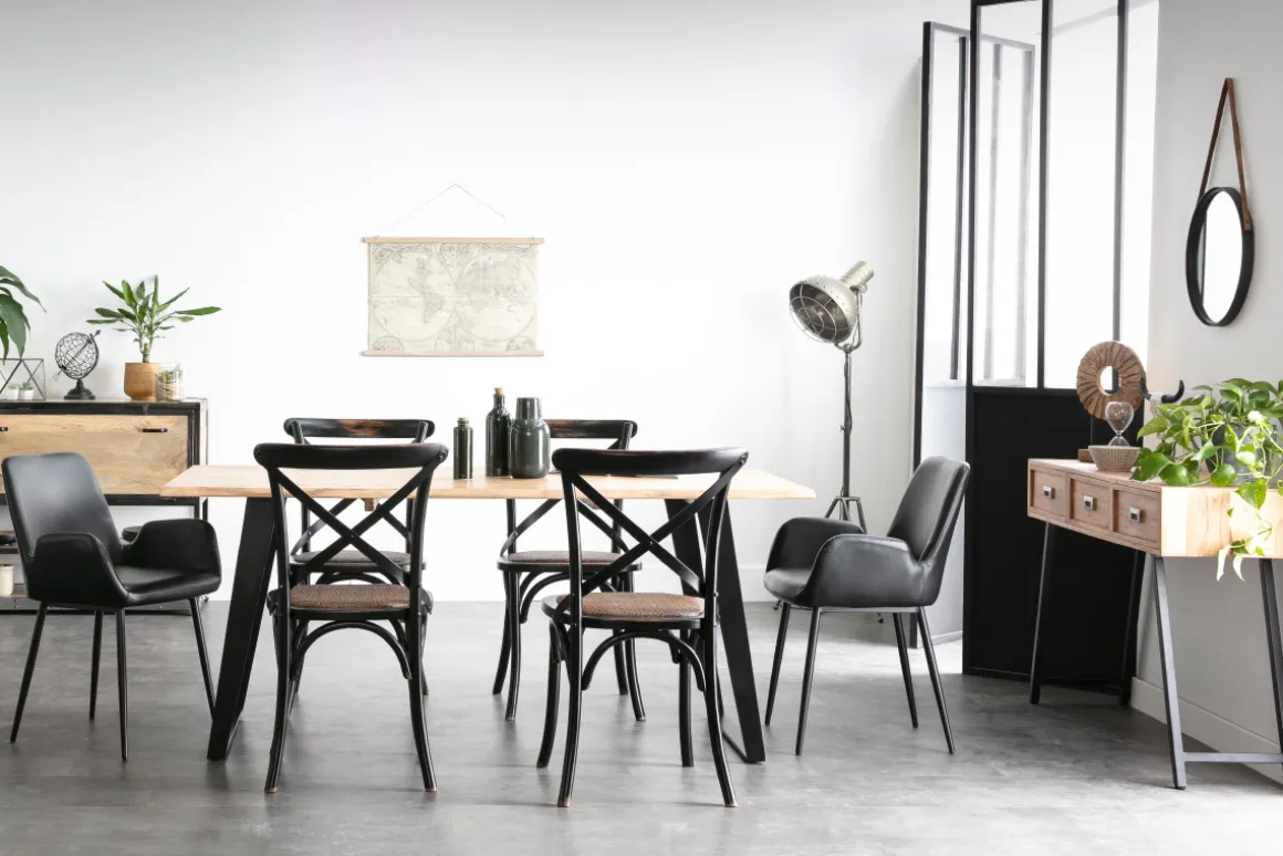 Miliboo Table À Manger Fixe-Table à manger rectangulaire en bois massif et métal noir L175 cm KORA