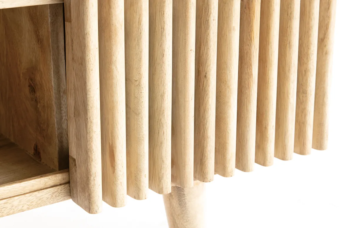 Miliboo Table Basse-Table basse avec portes coulissantes bois manguier massif ALBA