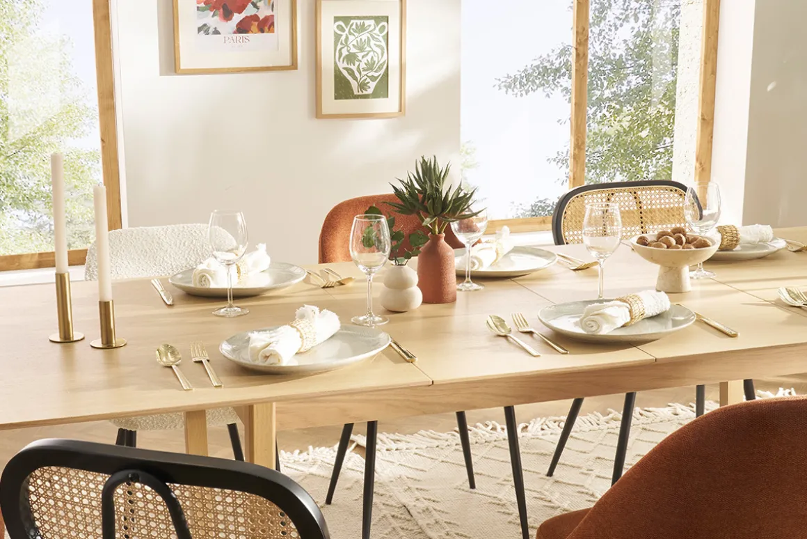 Miliboo Table Extensible-Table extensible rallonges intégrées rectangulaire bois clair chêne L160-240 cm LAHO