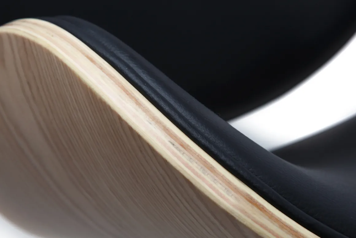 Miliboo Tabouret De Bar-Tabouret de bar design noir et bois clair WALNUT