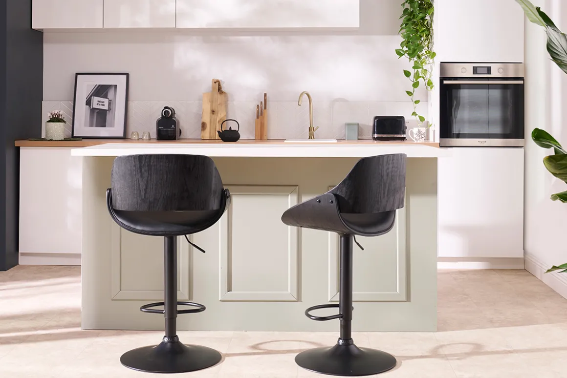 Miliboo Tabouret De Bar-Tabouret de bar design réglable pivotant 360° blanc et bois clair CLASH