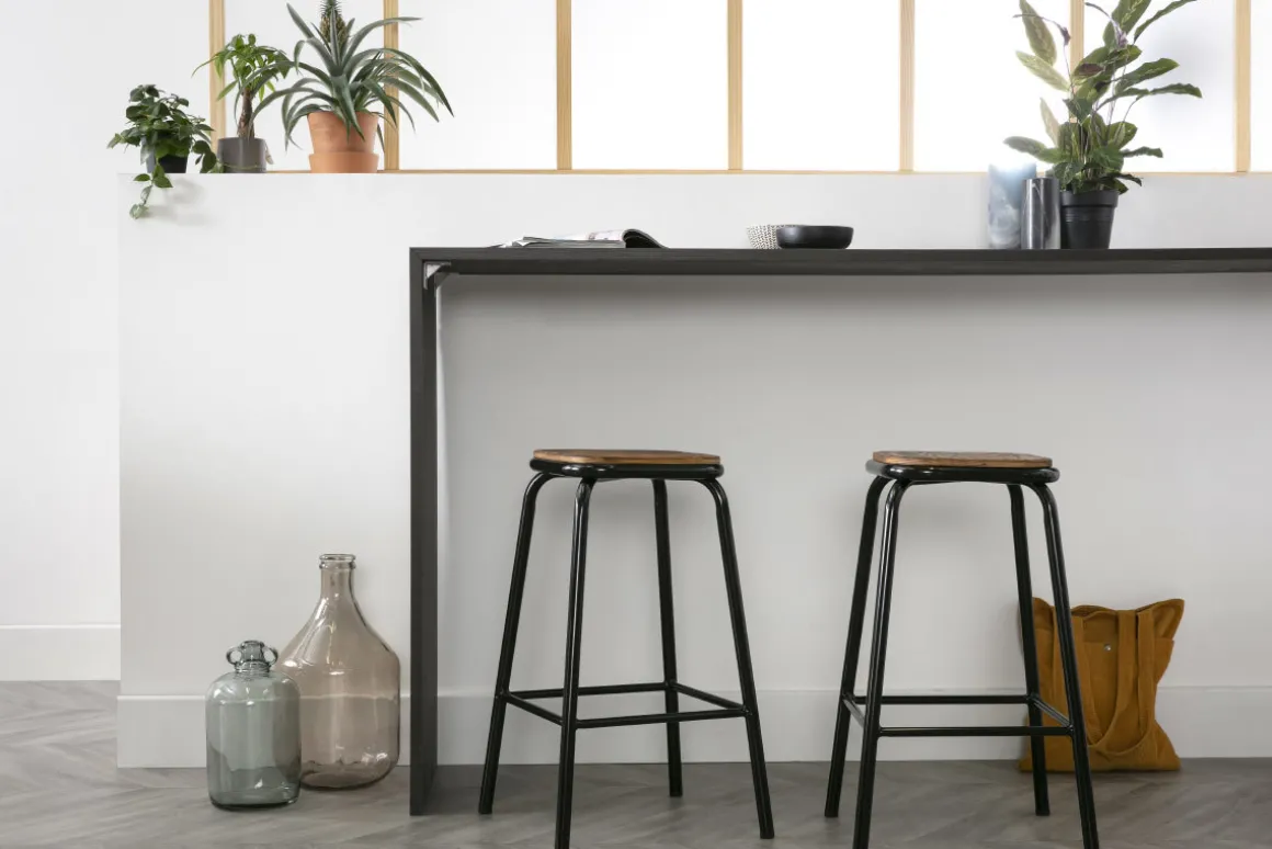 Miliboo Tabouret De Bar-Tabourets de bar empilables noir et bois foncé H65 cm (lot de 2) MEMPHIS