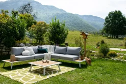 Miliboo Tapis-Tapis intérieur extérieur blanc crème et vert 160 x 230 cm GARANCE